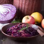 Ragu de repolho roxo refogado