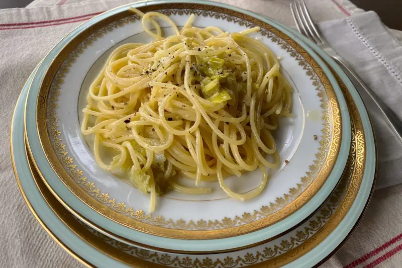 Carbonara de alho porro