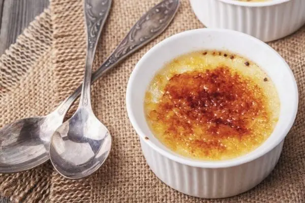 Creme brulee - sobremesa na panela de pressão elétrica