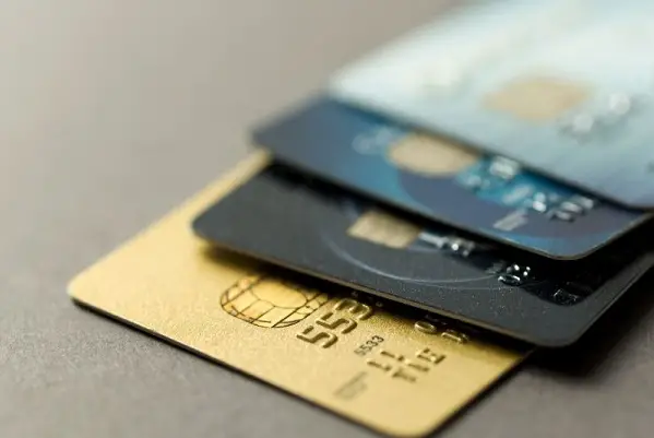 Erros comuns de quem compra online - cartão de crédito
